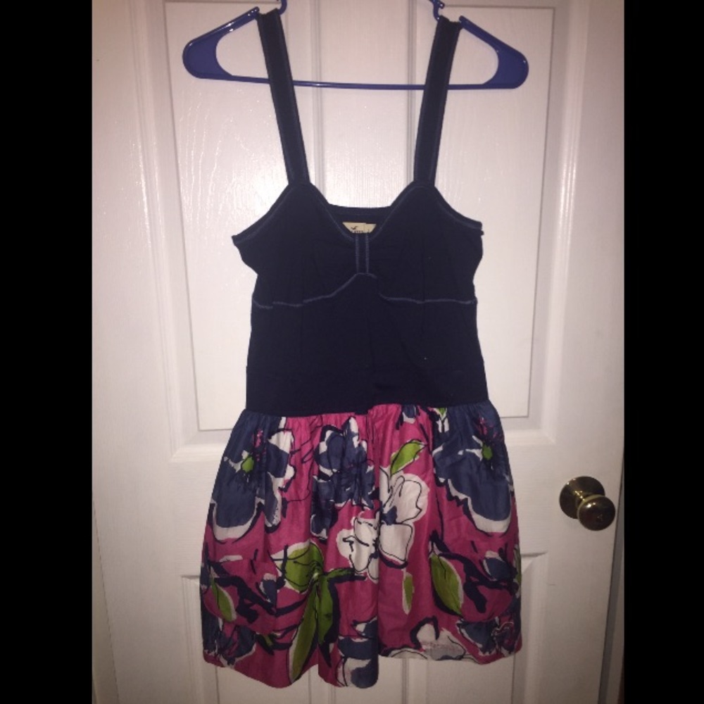 Navy floral Hollister dress - size L